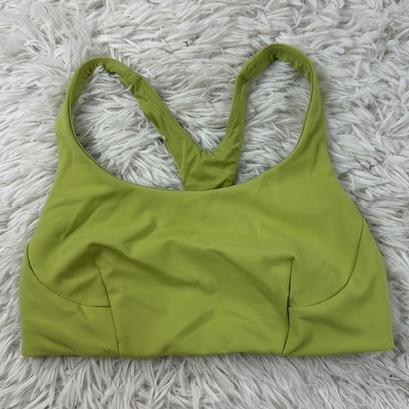 Lululemon Wunder Train Bra *Medium Support, C/D Cup Wasabi - Picture 1 of 3